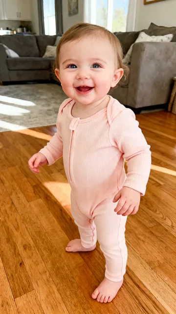 The photo before the un cafecito riquito AI dance (fictional test baby)